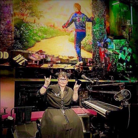 Meet your Posher, Ferne - Picture 8 of 8